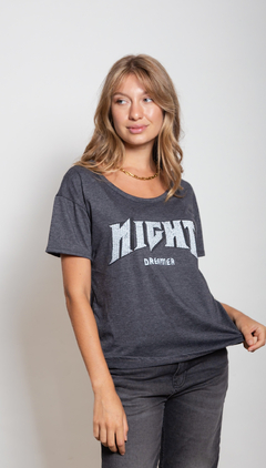 Remera Night en internet