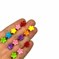 Miçanga - Mini florzinhas coloridas (25 gramas) 11mm