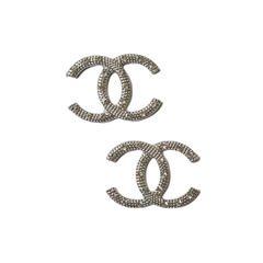 APLIQUE CHANEL LUXO COM STRASS - METAL PRATA (2 unidades)