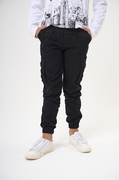 PANTALON CARGO NEGRO - comprar online