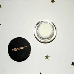 AP White Cream - corrector blanco para cortes