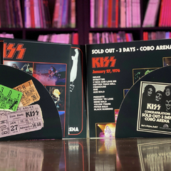 KISS SOLD-OUT - 3 DAYS AT COBO ARENA VINIL "4LP BLUE OR RED COLOURED VINYL" 2023 - loja online