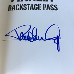 PAUL STANLEY BACKSTAGE PASS BOOK LIVRO AUTOGRAFADO 2019 on internet