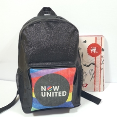 Kit Now United com mochila glitter lembrancinha para festa de aniversário