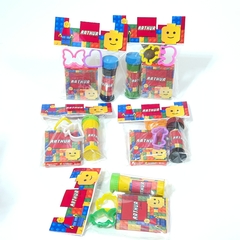 Kit massinha e bolinha de sabão personalizado lembrancinha para festa infantil tem Lego - comprar online