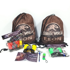 Sacochila + kit aventura no tema Jurassic Park lembrancinha festa - comprar online
