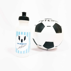Kit futebol sacochila+squeeze+bola lembrancinha para festa de aniversário - comprar online