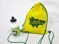 Kit lembrancinha mochila + squeeze personalizado + bandeira + corneta - Brindes e Lembrancinhas Copa do Mundo Brasil - Festa das Lembrancinhas