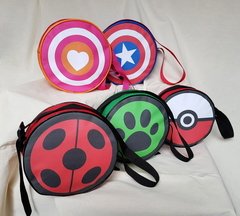 Necessaire redonda lembrancinha para festa de aniversário - comprar online