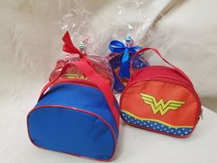 Necessaire meia lua liga da justiça lembrancinha para festa infantil na internet