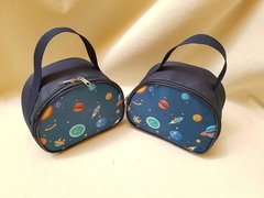 Necessaire meia lua Espaço / astronauta lembrancinha para festa infantil - Festa das Lembrancinhas