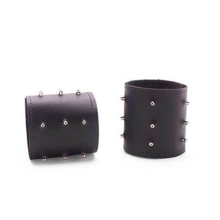 https://www.purainspiracao.com.br/produtos/bracelete-em-couro-sintetico-sexy-fantasy/