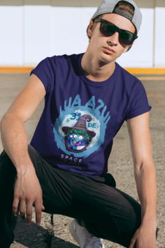 Camiseta Básica - Unissex - Lua Azul - Bruxa Espacial - loja online