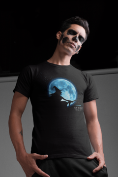 Camiseta Básica - Unissex - Lua Azul - Halloween III - comprar online