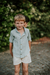 Nene con camisa Uria celeste, de gasa de algodón, con short Trébol de lino natural