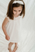 Nena con vestido Mantis off white, de gasa de algodon con recorte de tul en pechera y volado de tul en manga