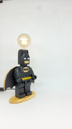 Bat M Lego en internet
