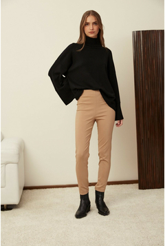 PANTALON SINGAPUR (Camel) - MaryCruz