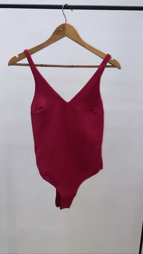 Body WHITE ROSES (fucsia)