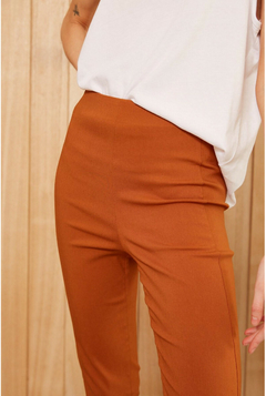 Pantalon GRECO (castaño) - MaryCruz