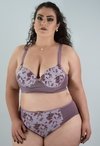 Conjunto Plus Size Microfibra Estampa Floral Bicolor Satin