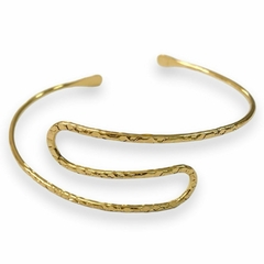 BRAZALETE SISI DE ACERO DORADO