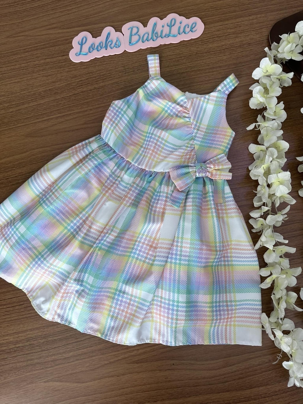 Vestido Infantil com Um Ombro Só e Abertura Xadrez Mon Sucré na