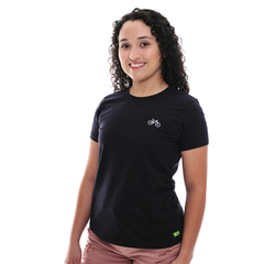 Camiseta Casual Feminina Marcio May Sports Basic Foto com Modelo Frente