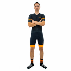 Camisa Ciclismo Marcio May Pro Black And Orange Foto com Modelo Frente