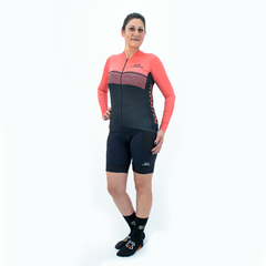 Camisa Ciclismo Feminina Sport Márcio May Manga Longa Fast Coral Foto com Modelo Frente