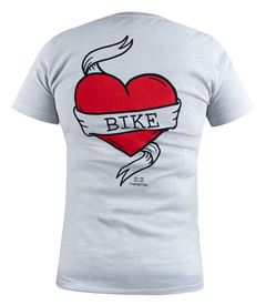 Camiseta Feminina Marcio May Coração Bike Costas