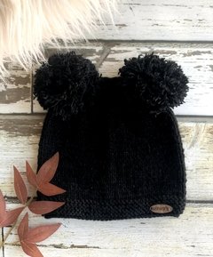 Gorro doble pompón en internet