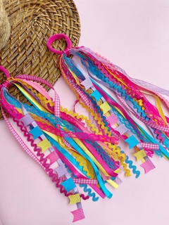 Parzinho Xuxa com tassel de fitas - comprar online