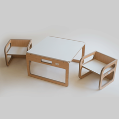 mesa y sillas montessori