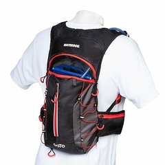 MOCHILA WATERDOG GOTO 10L CON BOLSA HIDRATACION (WA087) en internet