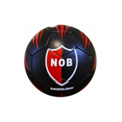 COMBO FUTBOL! Pelota N°3 Newell's + Inflador DRB - comprar online