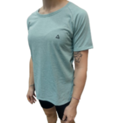 Remera Uma Deportiva Mujer VERDE - Remerauma - comprar online