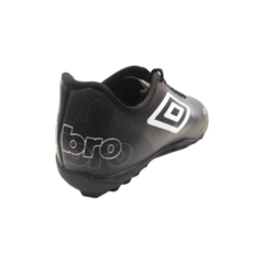 Botin umbro insight niño 969385+medias gratis!! - comprar online