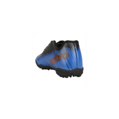 Botin Umbro Niño Burn 898779+medias gratis!! en internet