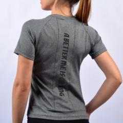 Remera Deportiva Mujer Urban + Top Deportivo Mujer Salpa - comprar online