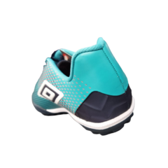 BOTIN FUTBOL UMBRO SONIC SR + MEDIAS GRATIS - 937672 - comprar online