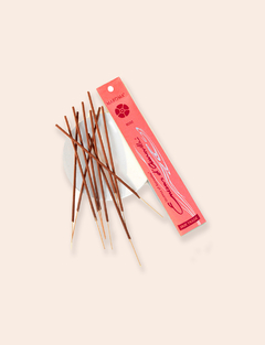 Incenso de Vareta de Rosa (Maroma Encens d'Auroville - Stick Incense - Rose - 1 Pack of 10 Sticks - comprar online