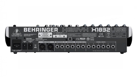 Consola Xenyx X1832USB. Behringer