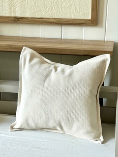 almohadón rústico texturado algodón crema en internet