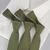 Gravata Slim Verde Militar Textura Pontilhada na internet