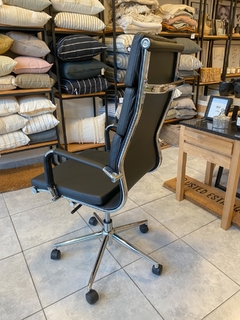 SILLA OFICINA EJECUTIVA SOFT NEGRA RESP ALTO - tienda online