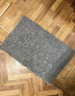 Imagen de ALFOMBRA DE BAÑO DE MICROFIBRA GRANDE (3 COLORES)