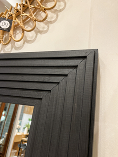 ESPEJO DE PIE VARILLADO DIAGONAL NEGRO 180X80 - DecoHome