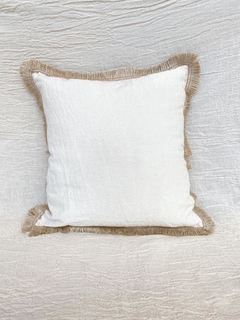 ALMOHADON FLECOS AVELLANA 40X40 - comprar online