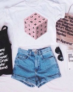 Camiseta Black Pink Cubo Mágico